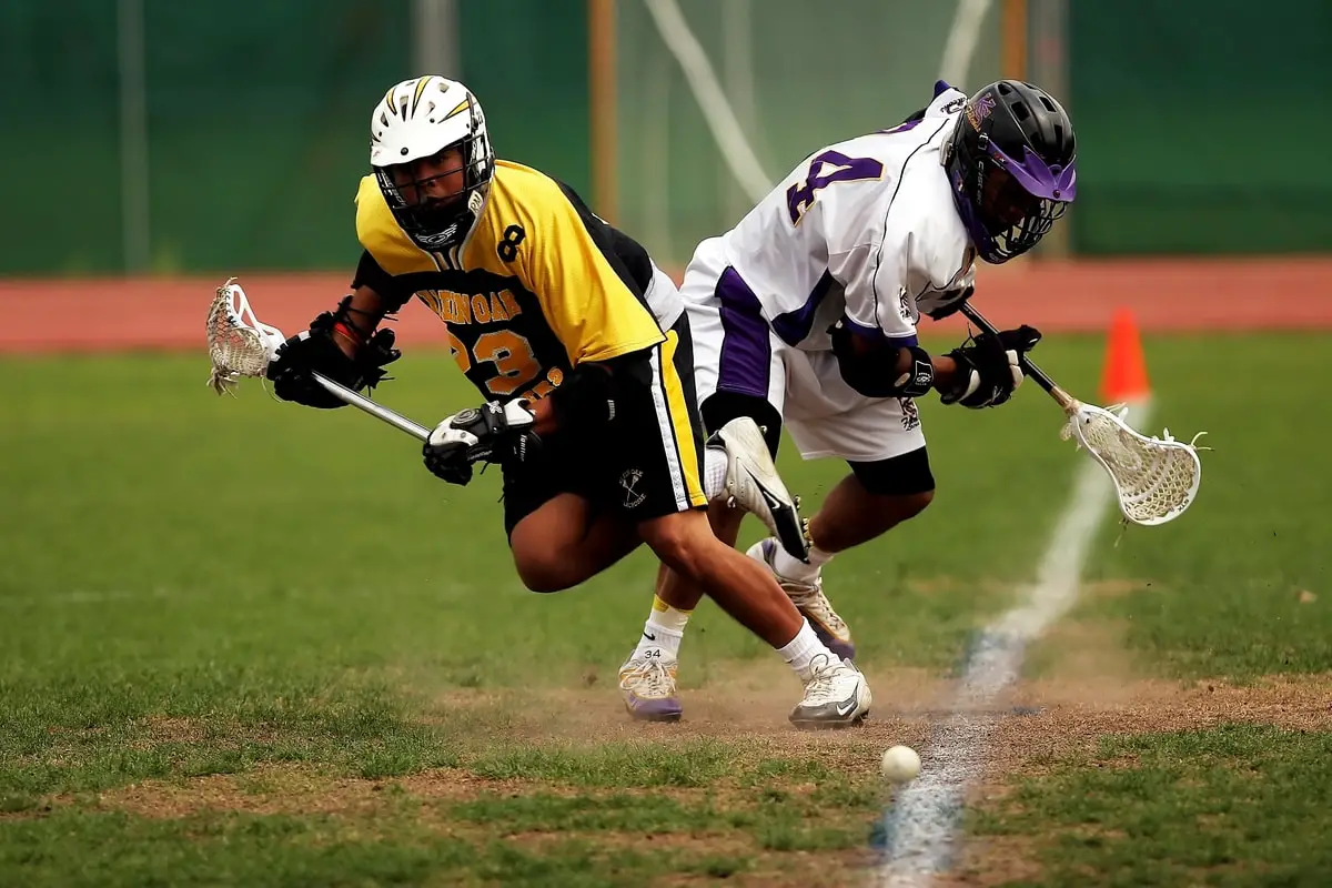 how-to-throw-a-lacrosse-ball-7-tips-to-get-started-today